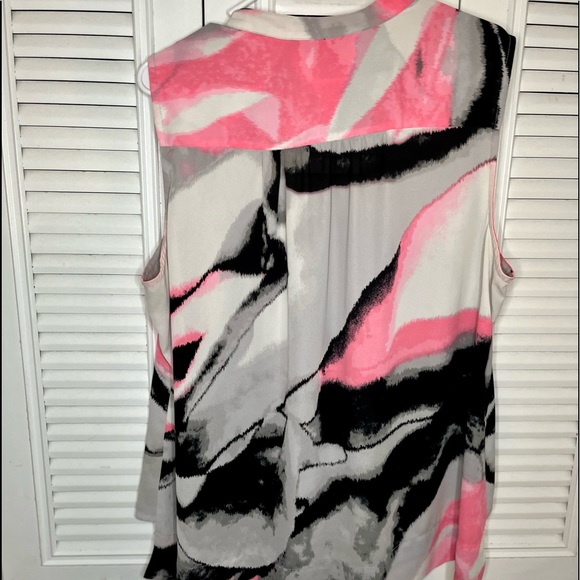 Pretty hi-lo sleeveless top size 2oW - Picture 12 of 16